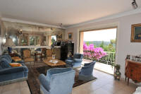 Cannes Sales, Sales in Cannes, Mougins, Cap d'Antibes, Théoule, South of France, copyrights John and John Real Estate, picture Ref 708-11